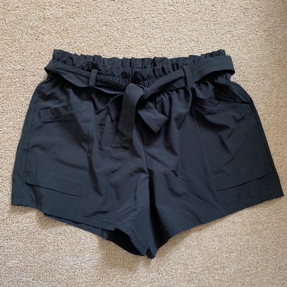 High rise black tie shorts (legging material)